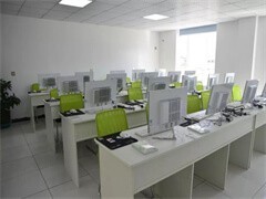 成都SEO培訓(xùn) 專業(yè)計算機服務(wù)助力企業(yè)網(wǎng)絡(luò)營銷